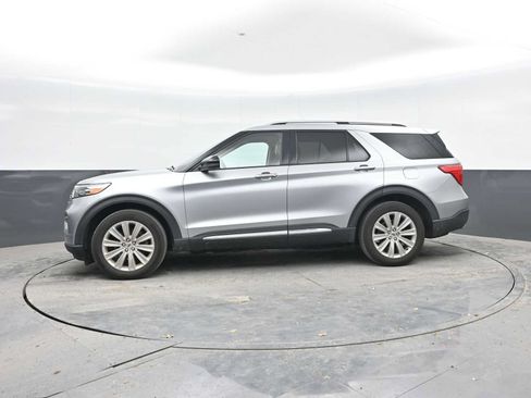 Used 2020 Ford Explorer Limited AWD/4WD image 4