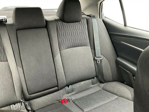 Used 2025 Toyota Camry LE FWD image 17