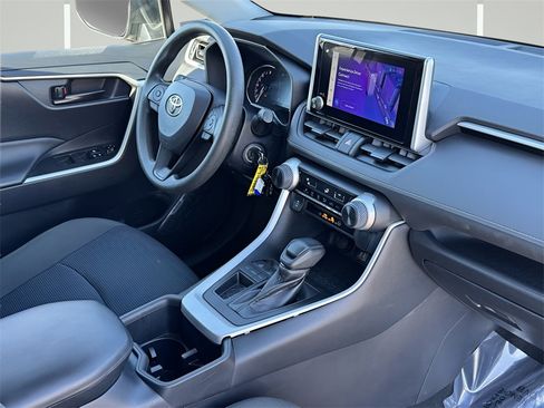 Used 2023 Toyota RAV4 LE image 6