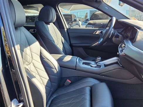 Used 2023 BMW X6 xDrive40i image 17