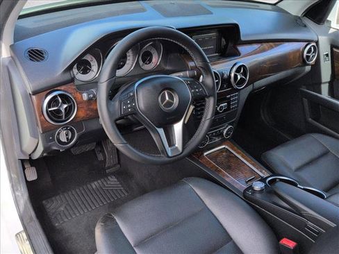 Used 2015 Mercedes-Benz GLK 350 2WD image 10