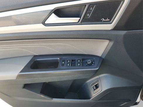 Used 2022 Volkswagen Atlas SEL Premium image 29