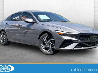 Used 2025 Hyundai Elantra Limited
