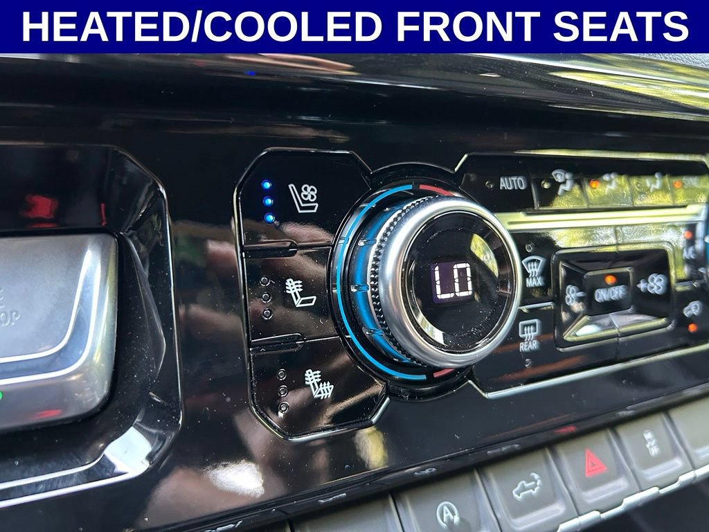 New 2026 GMC Sierra 1500 AT4 w/ Technology Package AWD/4WD image 8