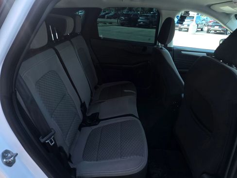 Used 2022 Ford Escape SE FWD image 6