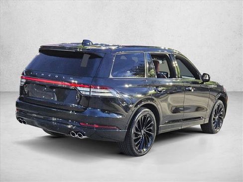 Used 2025 Lincoln Aviator Reserve w/ Jet Appearance Package RWD image 5