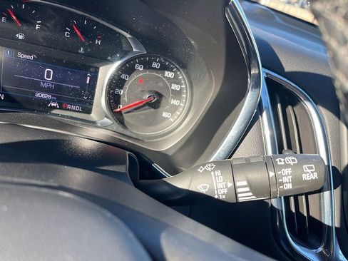 Used 2023 Chevrolet Equinox LT image 32