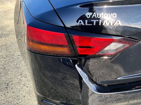 Used 2023 Nissan Altima 2.5 SR image 30