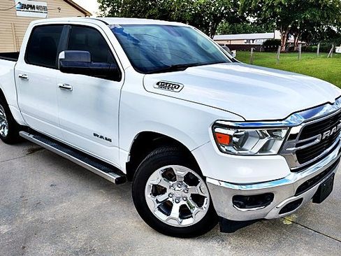 Used 2019 RAM 1500 Big Horn RWD image 4