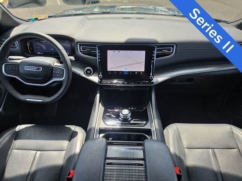 Used 2024 Jeep Wagoneer Series II AWD/4WD image 14
