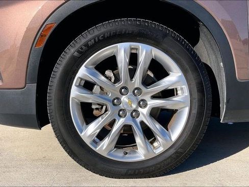 Used 2019 Chevrolet Blazer LT w/ Sun and Wheels Package image 9