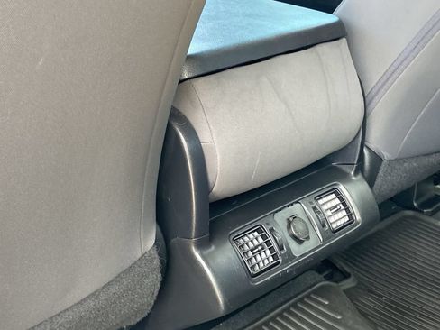 Used 2020 Toyota Tundra SR5 RWD image 15