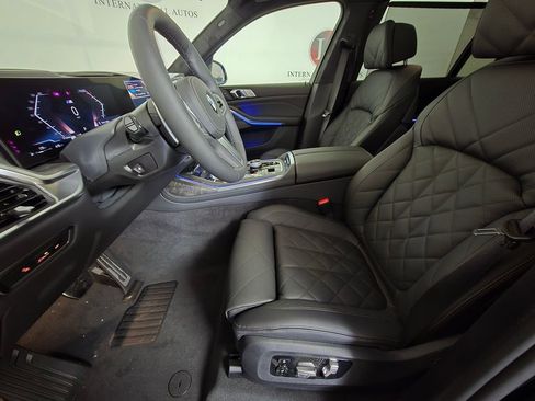 New 2026 BMW X7 xDrive40i w/ Executive Package AWD/4WD image 19