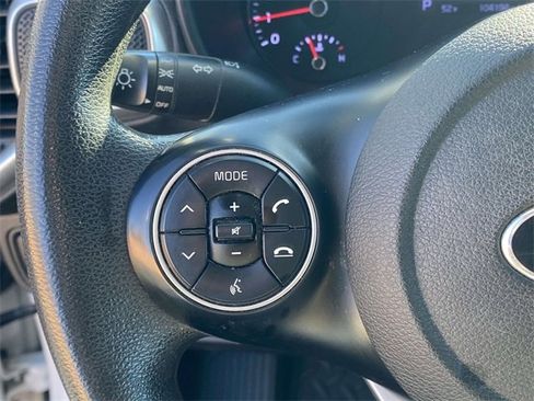 Used 2020 Kia Soul S image 18