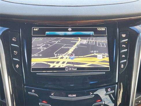 Used 2016 Cadillac Escalade Luxury image 12