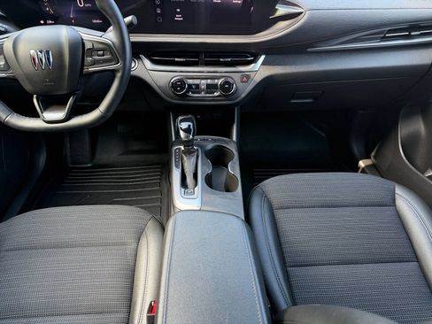 Used 2025 Buick Envista Preferred w/ Convenience I Package FWD image 18