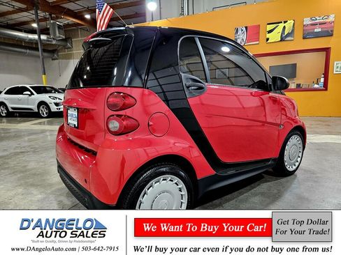 Used 2013 smart fortwo pure image 8