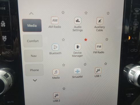 Used 2024 RAM 2500 Laramie w/ Safety Group image 33