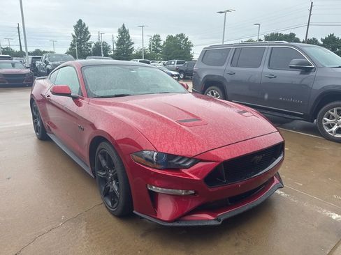 Used 2020 Ford Mustang GT Premium w/ Equipment Group 401A RWD image 4