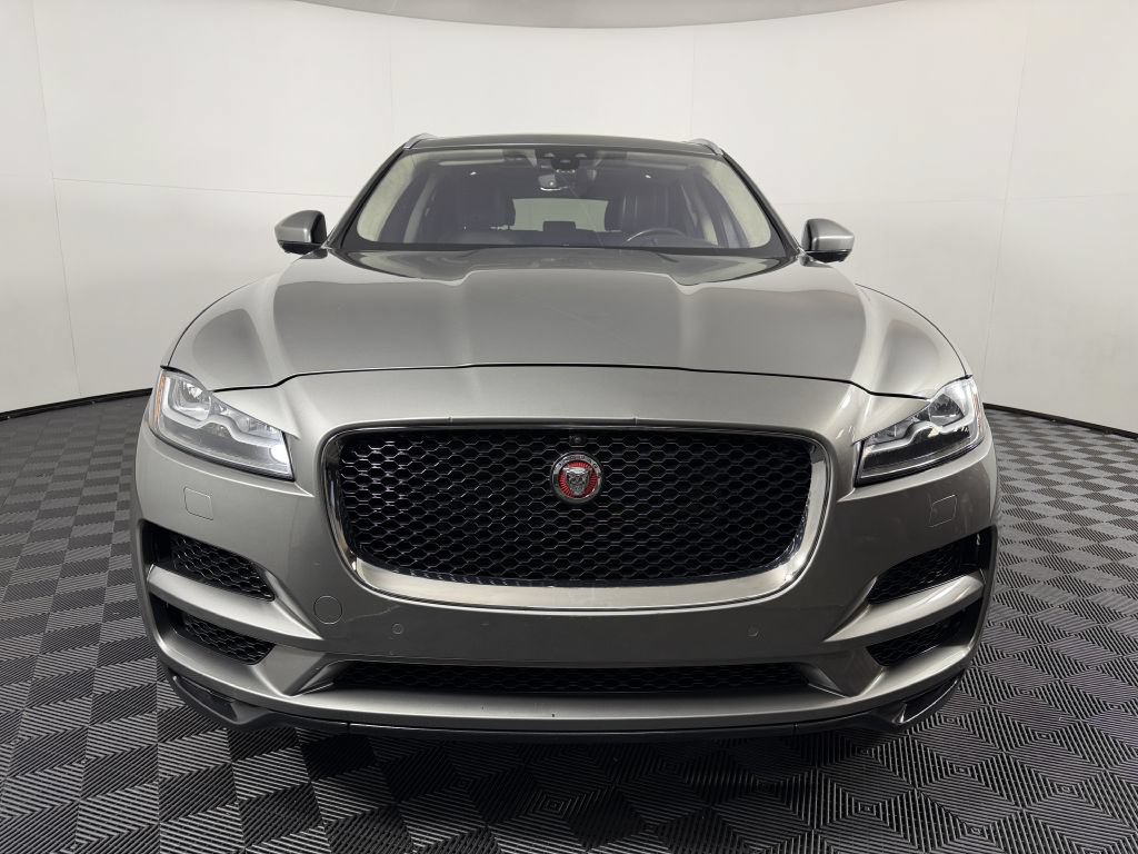 Used 2019 Jaguar F-PACE Portfolio AWD/4WD image 2