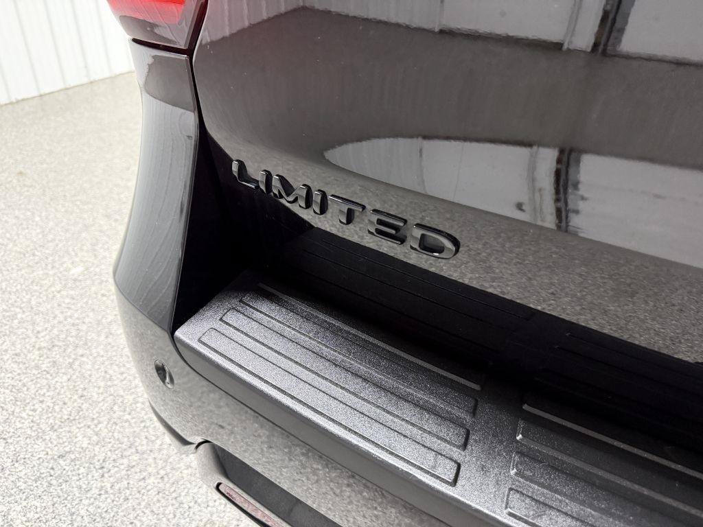 Used 2022 Ford Expedition Max Limited AWD/4WD image 9