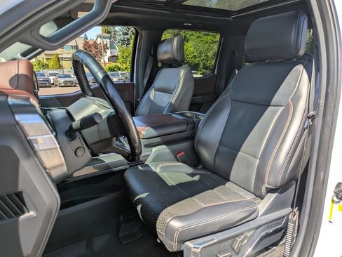 Used 2021 Ford F150 Lariat w/ Equipment Group 502A High AWD/4WD image 30