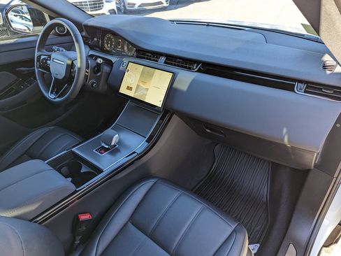 Used 2024 Land Rover Range Rover Evoque Dynamic SE AWD/4WD image 30
