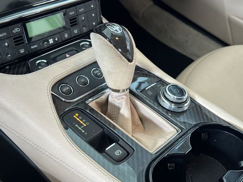 Used 2018 Maserati GranTurismo MC image 12