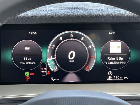 New 2026 Volkswagen Tiguan SE R-Line AWD/4WD image 15