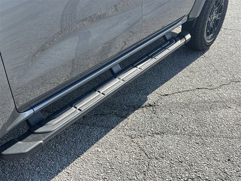 New 2025 Ford Ranger XLT w/ FX4 Off-Road Package image 25