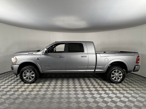 Used 2024 RAM 2500 Limited image 12