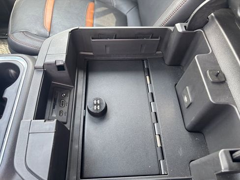 Used 2021 GMC Sierra 1500 AT4 w/ AT4 Value Package image 28