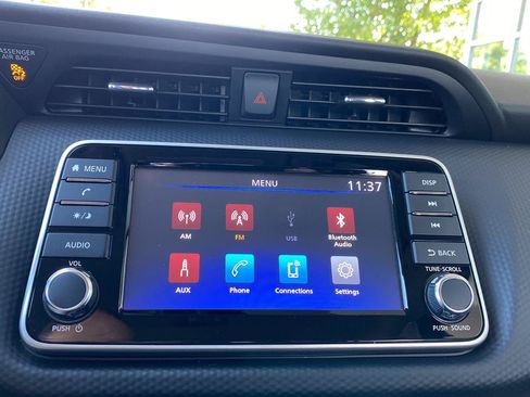 Certified 2025 Nissan Kicks Play S FWD image 24