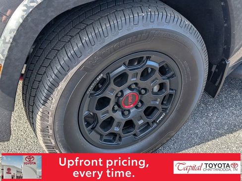 Used 2024 Toyota Sequoia TRD Pro AWD/4WD image 9