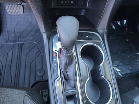 Certified 2024 Chevrolet Equinox LT image 22