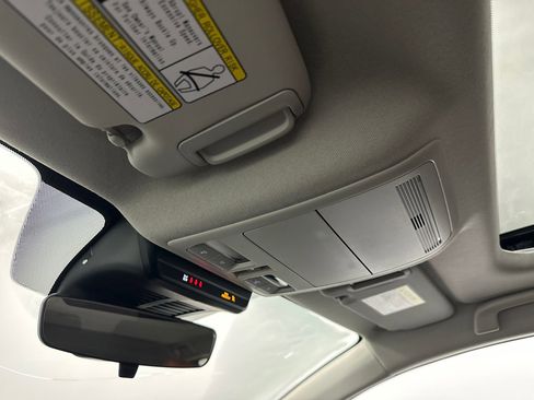 Used 2024 MAZDA CX-30 Carbon image 31