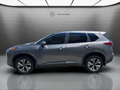 Used 2023 Nissan Rogue SV AWD/4WD image 7