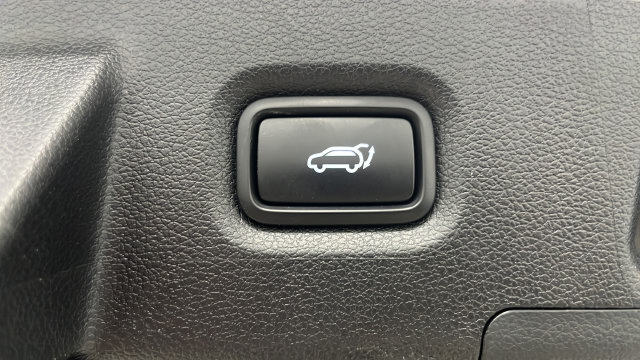 Used 2023 Hyundai Santa Fe Limited AWD/4WD image 29