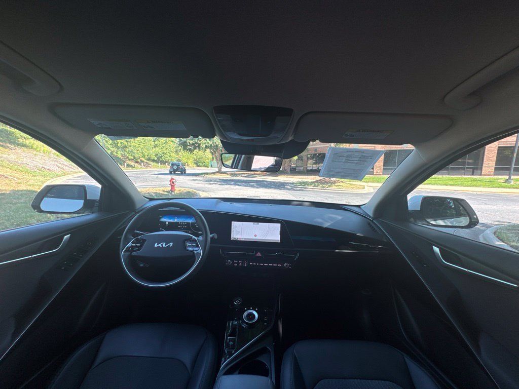 Used 2025 Kia Niro Wind w/ Wind Preserve Package FWD image 26