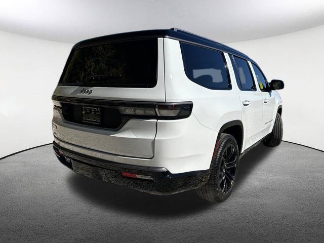 Used 2026 Jeep Grand Wagoneer Summit AWD/4WD image 15