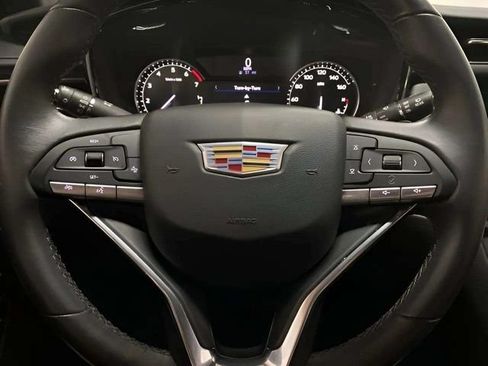 Used 2024 Cadillac XT6 Luxury AWD/4WD image 38