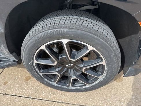 Used 2023 Chevrolet Tahoe RST image 25