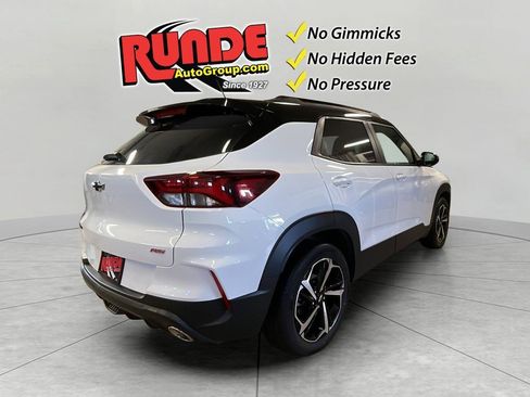 Certified 2023 Chevrolet TrailBlazer RS w/ Sun and Liftgate Package image 6