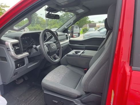 Used 2023 Ford F250 XLT w/ Snow Plow/Camper Package AWD/4WD image 3