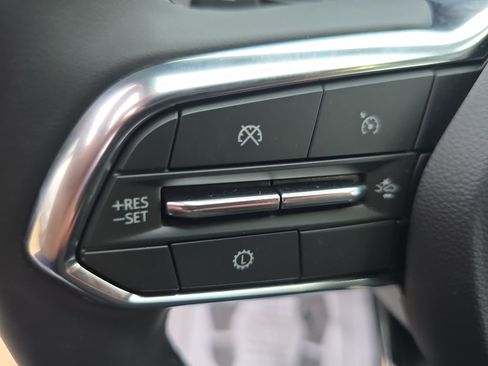 New 2026 Chevrolet Equinox LT w/ Safety and Technology Package FWD image 21