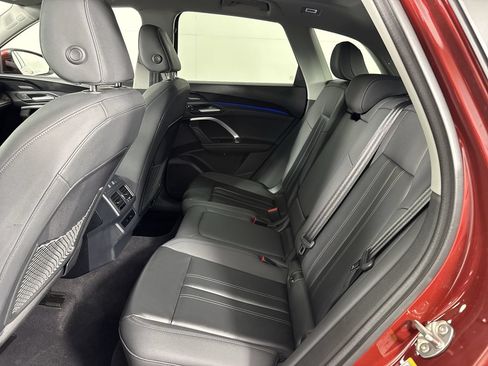Used 2025 Audi Q5 Premium Plus w/ Premium Plus AWD/4WD image 28