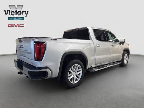Used 2021 GMC Sierra 1500 SLT w/ SLT Convenience Package image 10