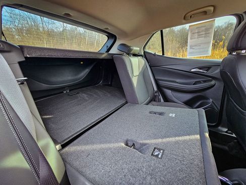 Certified 2023 Buick Encore GX Select w/ Safety Package II image 33