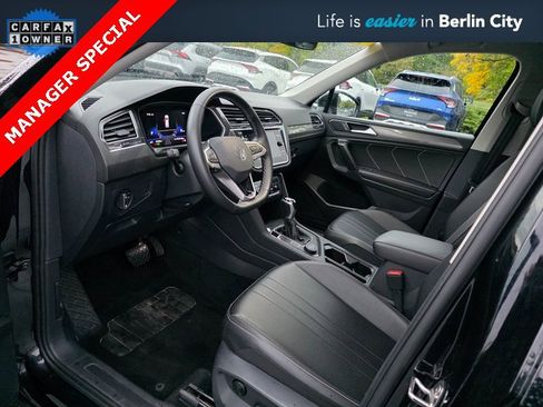 Used 2024 Volkswagen Tiguan SE image 15