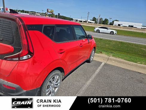 Used 2021 Kia Soul LX FWD image 1